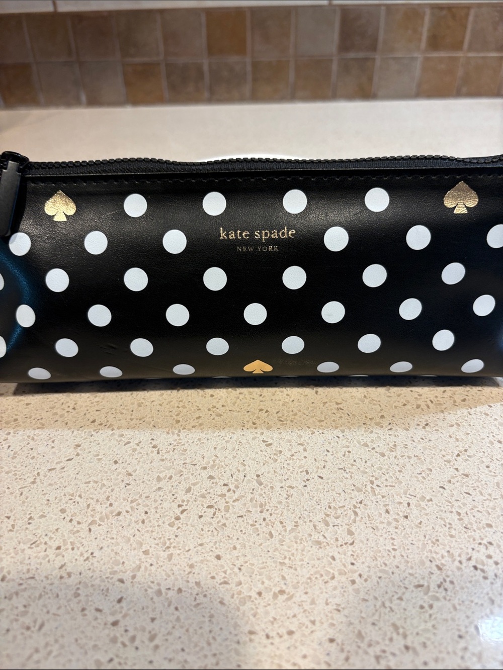 kate spade NWT black & white polka dot pen with matching pouch - Picture 2 of 8